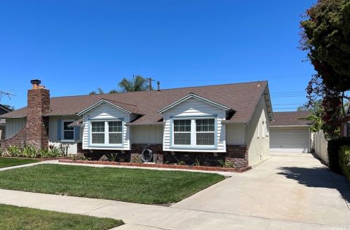 1581 Pacific Pl, Anaheim, CA 92802-2514