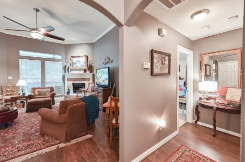 2116 Lexington Dr, Midlothian, TX 76063-3786