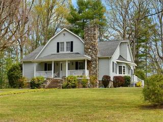 171 Murphy Hill Rd, Weaverville NC  28787-8388 exterior