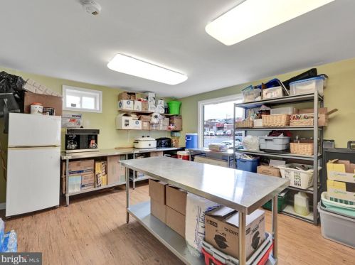 218 Duke St, Lancaster PA  17602-4205 exterior