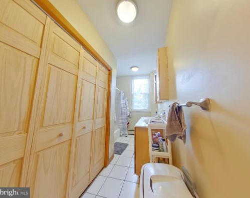 2001 13 St, Philadelphia PA  19148-5503 exterior