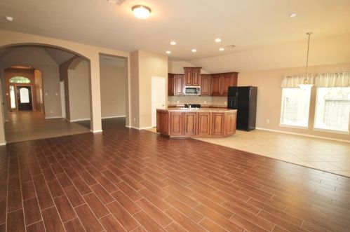 7242 Rambling Tree Ln, Richmond TX  77407-3798 exterior