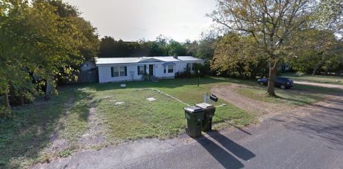 1102 Castile Rd, Austin TX  78733-2518 exterior