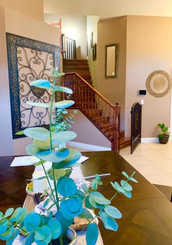 636 Santa Barbara St, Los Banos, CA 93635-2998