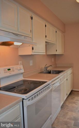 13836 Tabiona Dr, Silver Spring MD  20906-5705 exterior