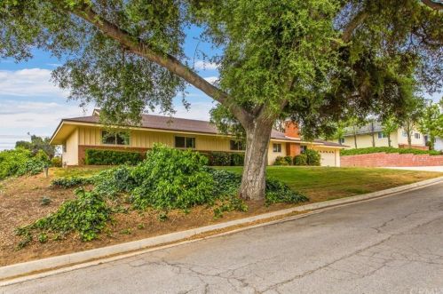 1549 Cameo Dr, Redlands, CA 92373-6928