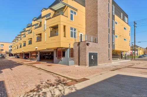 3101 Blake St, Denver CO  80205-2346 exterior