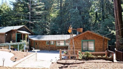 1152 Trout Gulch Rd, Aptos, CA 95003-3002