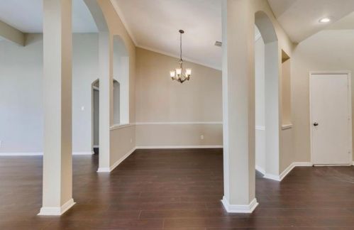 7007 Grants Hollow Ln, Richmond TX  77407-3830 exterior