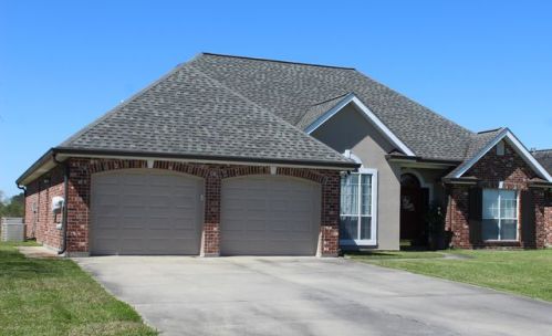 324 Aspen Dr, Raceland, LA 70394-3863
