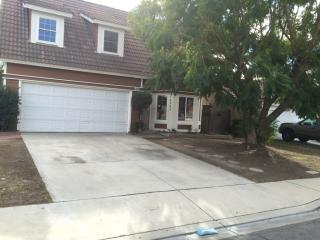 14243 Woodland Dr, Fontana CA  92337-0115 exterior