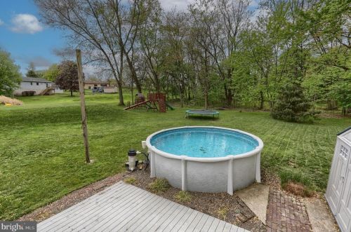 312 Nagle Ct, Harrisburg, PA 17112-9313
