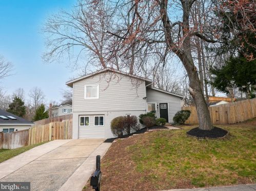 9063 Andromeda Dr, Springfield VA  22015-3509 exterior