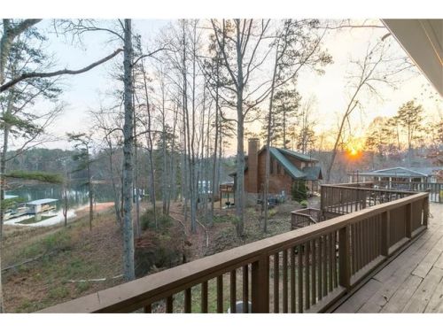9060 Hawks Cove Rd, Gainesville, GA 30506-5613