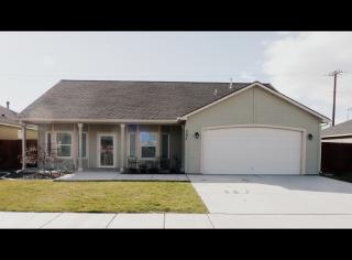 301 Quebec St, Kennewick, WA 99336-5095