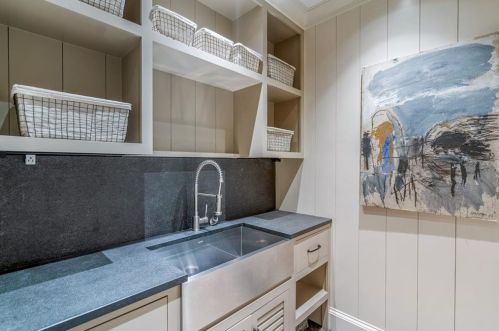 395 Beverly Rd, Atlanta GA  30309-2728 exterior