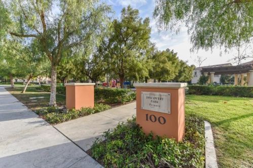 133 Pathway, Irvine CA  92618-8846 exterior