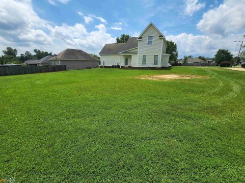 208 Piedmont Ln, Bonaire, GA 31005-3774