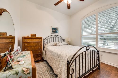 1504 Caldwell Cir, Carrollton TX 75010-6433 exterior