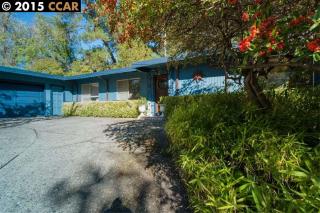 17 Overhill Rd, Orinda, CA 94563-3132