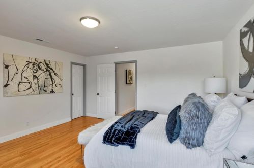 1924 Marineview Dr, San Leandro CA 94577-5315 exterior