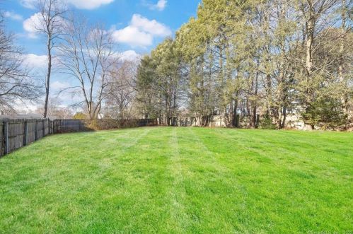 49 Steep Rd, Wapping CT  06074-1339 exterior