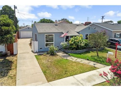 5016 123rd St, Hawthorne, CA 90250-3518