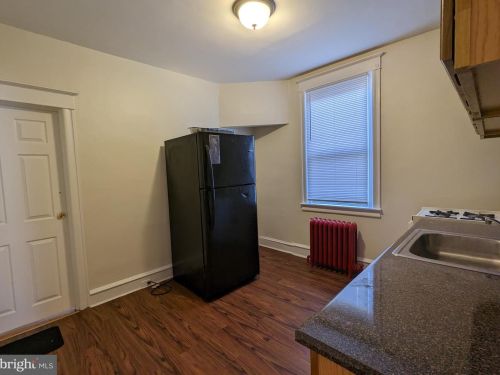 5608 10th St, Philadelphia PA 19148-4404 exterior