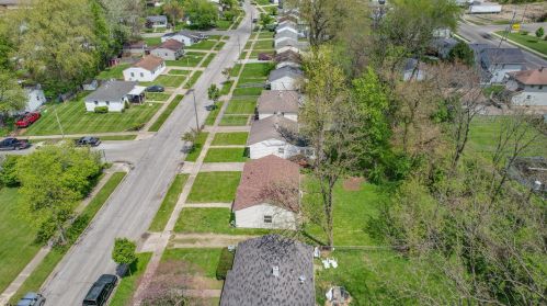 1802 Springmont Ave, Springfield OH  45506-2957 exterior