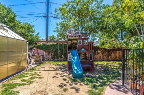 4374 Emerson St, Riverside CA  92506-2011 exterior