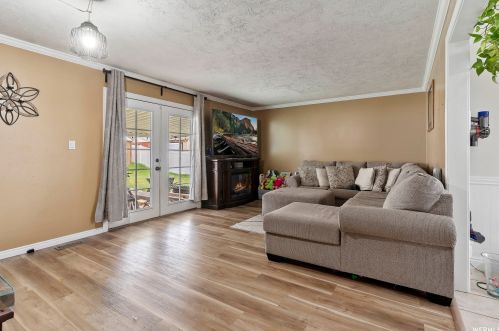 434 600, Perry UT 84302-1347 exterior