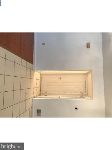21 Colebrook Ct, Princeton NJ  08540-7050 exterior
