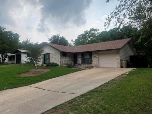 2708 Carnarvon Ln, Austin TX  78704-6430 exterior