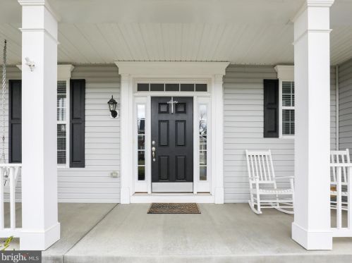 365 Chickamauga Dr, Harpers Ferry WV 25425-3633 exterior