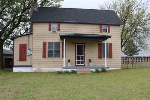 531 Salyer Ave, Hydro, OK 73048-8521