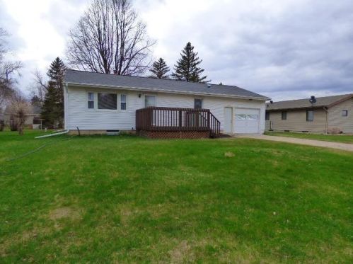636 Elm Ave, Westbrook, MN 56183-9624
