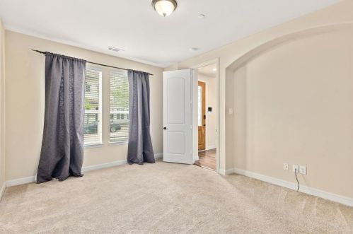 6730 Plaza Via, Irving TX  75039-3127 exterior