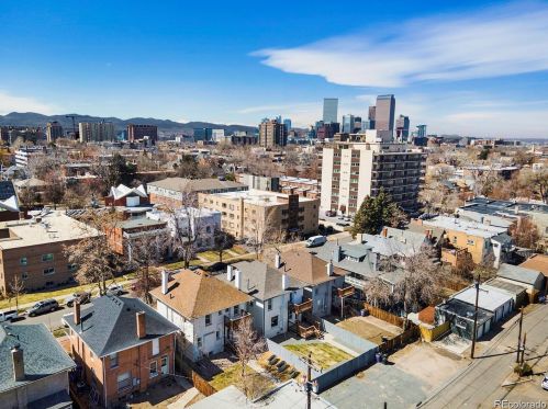 914 Ogden St, Denver CO  80209-4426 exterior
