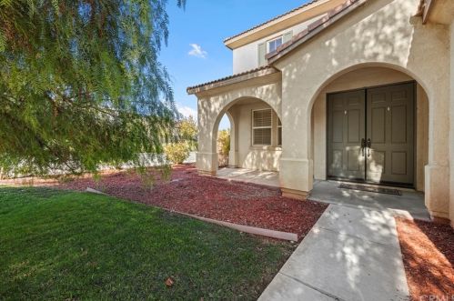 33273 Chert Ln, Wildomar, CA 92595-6927