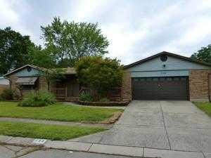 789 Westledge Dr, Dayton, OH 45426-2240