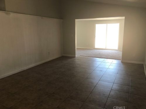 8883 Marlene St, Riverside CA  92503-5725 exterior