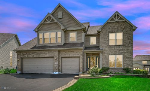 172 Prescott Dr, Hanover Park, IL 60103-1348