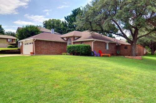 8500 Brushy Creek Trl, Fort Worth, TX 76118-7436