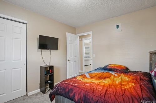 1666 Quintero Way, Aurora CO  80017-5223 exterior