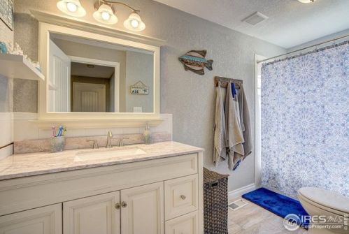 824 16th St, Greeley CO 80631-6231 exterior