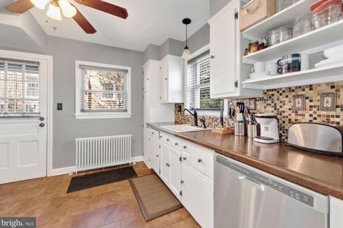 10211 Sutherland Rd, Silver Spring MD 20901-2236 exterior