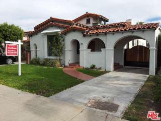 1760 Garth Ave, Los Angeles, CA 90035-4304
