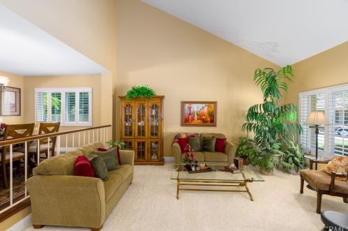 8198 Woodsboro Ave, Anaheim CA  92807-2519 exterior