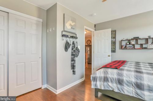 67 Tinning Ct, Hedgesville WV 25427-7367 exterior