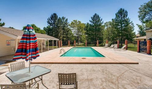 9005 Lehigh Ave, Denver CO  80237-1958 exterior
